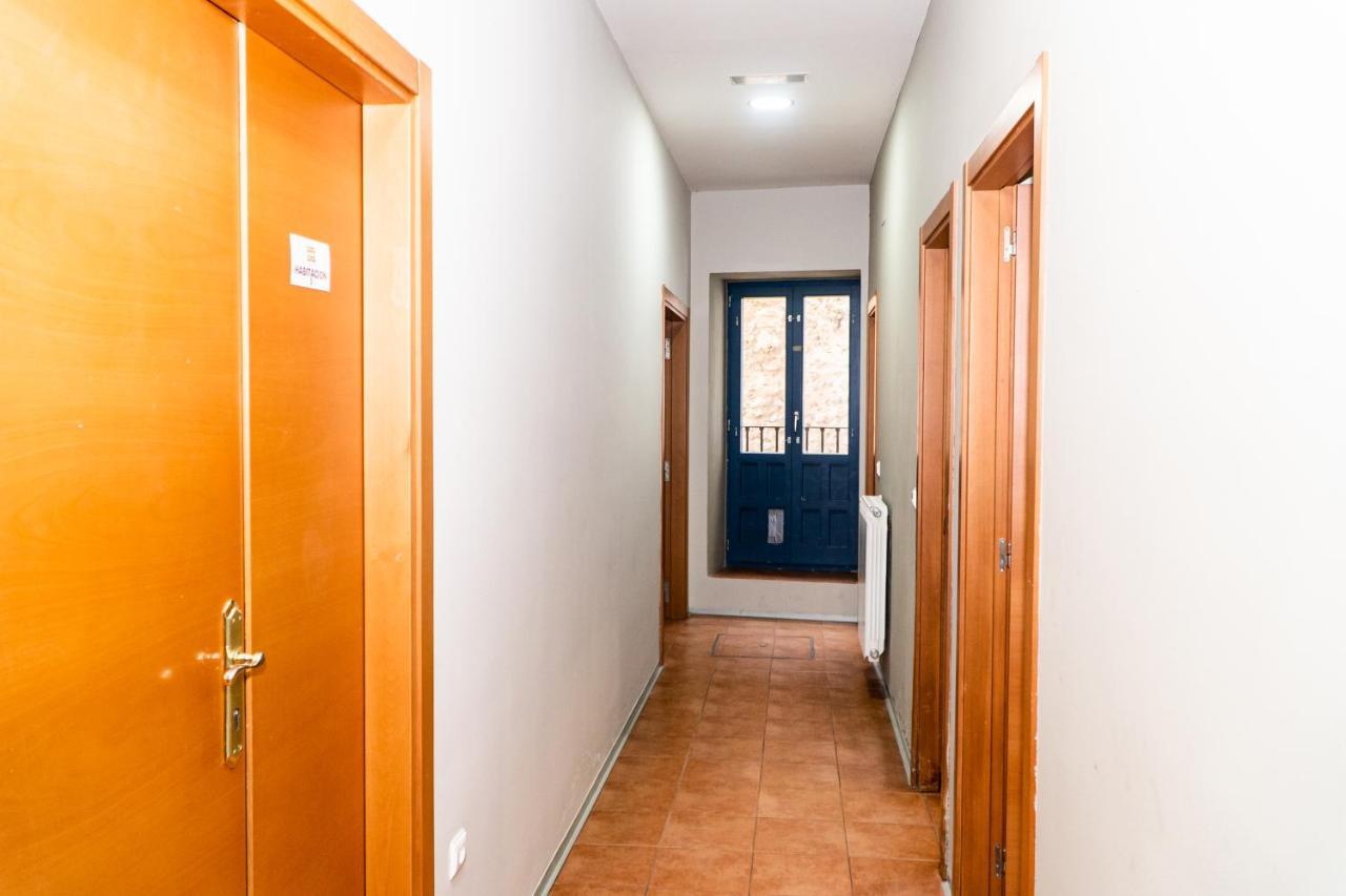 Albergue De Cuellar Exterior photo